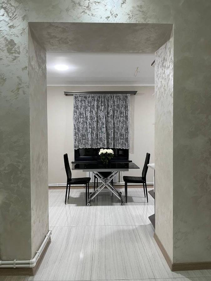 Appartement In Jerevan Exteriör bild