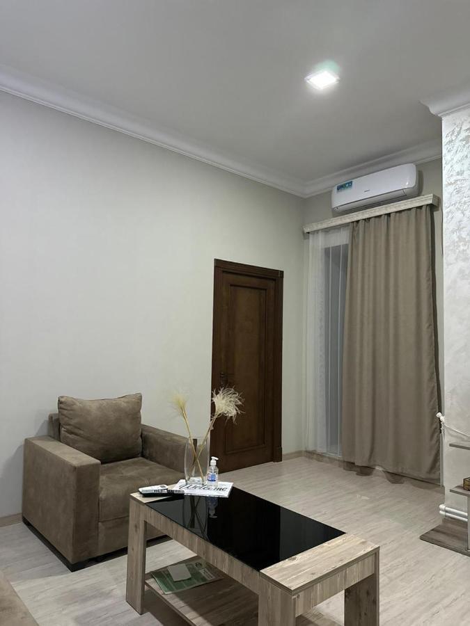 Appartement In Jerevan Exteriör bild